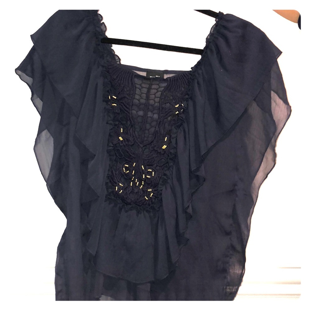 Rue 21 Navy and Gold shirt